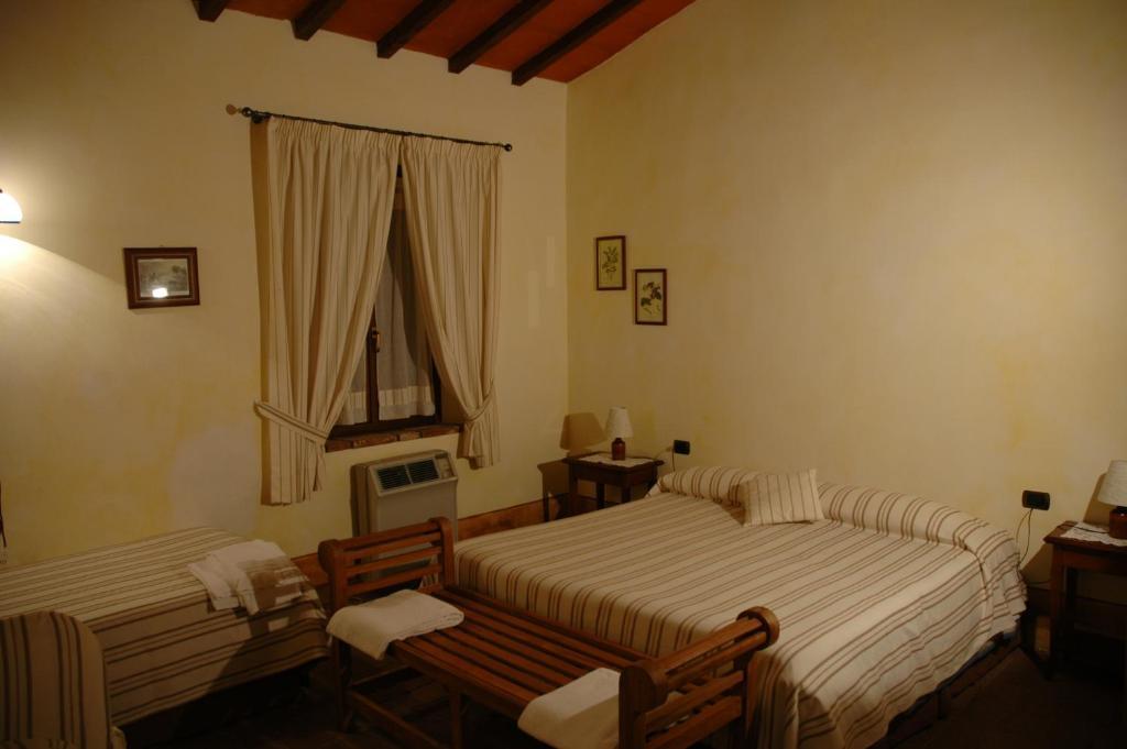 Agriturismo Le Piane Del Milia Suvereto Quarto foto